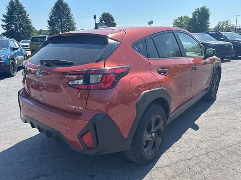 Used 2024 Subaru Crosstrek 2.0i AWD/4WD image 3