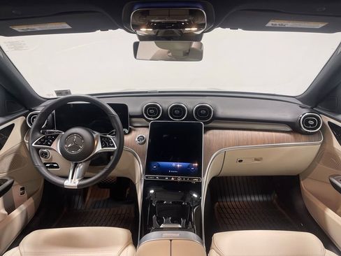 Used 2025 Mercedes-Benz C 300 4MATIC Sedan image 30