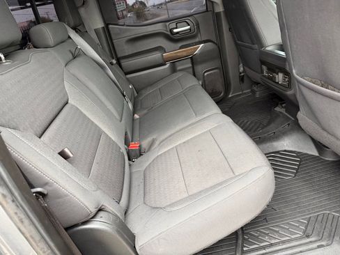 Used 2021 Chevrolet Silverado 1500 LT Trail Boss w/ Convenience Package II image 32