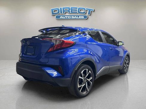 Used 2019 Toyota C-HR XLE image 6
