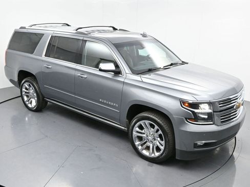 Used 2019 Chevrolet Suburban Premier w/ Premier Plus Edition image 45