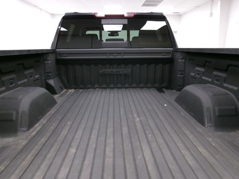 Used 2022 GMC Sierra 1500 AT4 w/ Sierra Safety Plus Package image 11