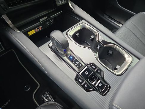 Used 2024 Lexus RX 350 F Sport image 28