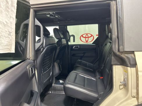 Used 2025 Ford Bronco Badlands AWD/4WD image 18