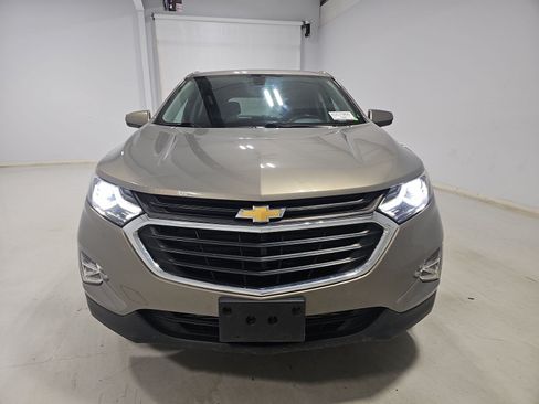 Used 2019 Chevrolet Equinox LT AWD/4WD image 2