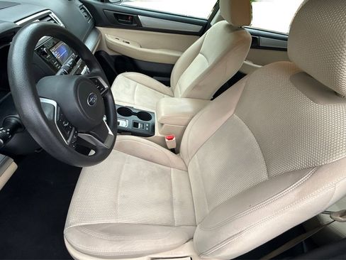 Used 2018 Subaru Outback 2.5i AWD/4WD image 33