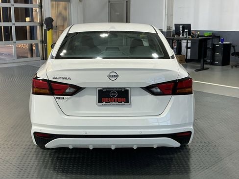 Used 2025 Nissan Altima 2.5 S image 30