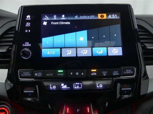 Used 2023 Honda Odyssey Sport image 11