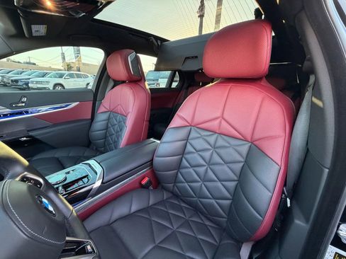 Used 2024 BMW 740i w/ Premium Package 2 image 15