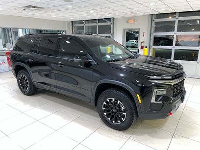 Used 2025 Chevrolet Traverse Z71 w/ Driver Confidence Package
