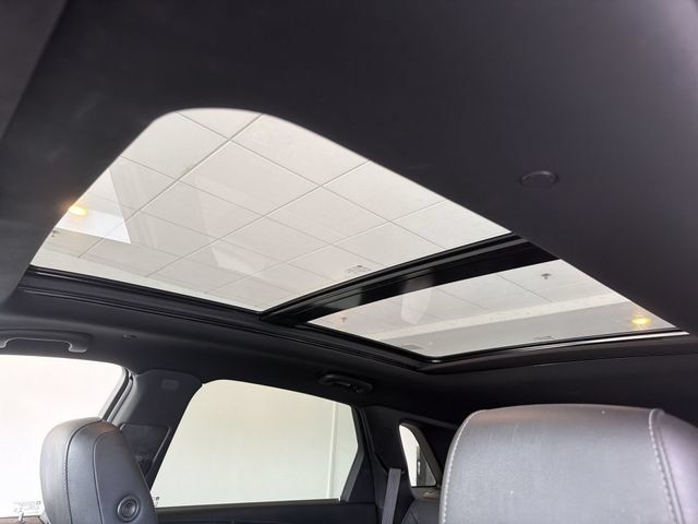 Certified 2020 Cadillac XT5 Premium Luxury w/ LPO, Floor Liner Package FWD image 24