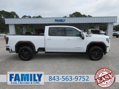 New 2025 GMC Sierra 2500 AT4