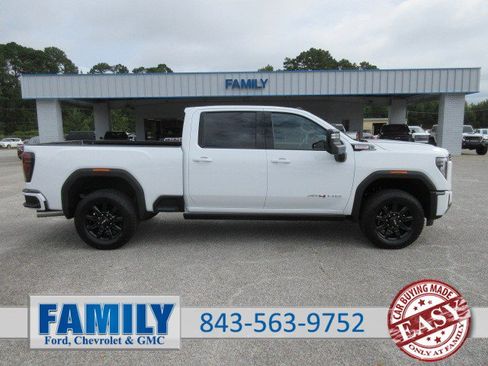 New 2025 GMC Sierra 2500 AT4 image 1