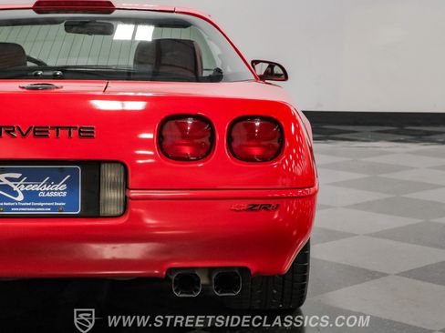 Used 1991 Chevrolet Corvette ZR-1 RWD image 28
