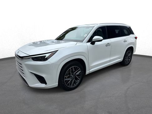 Used 2025 Lexus TX 350 FWD w/ Technology Package image 7