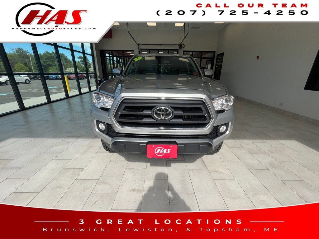 Used 2023 Toyota Tacoma SR5 AWD/4WD image 9
