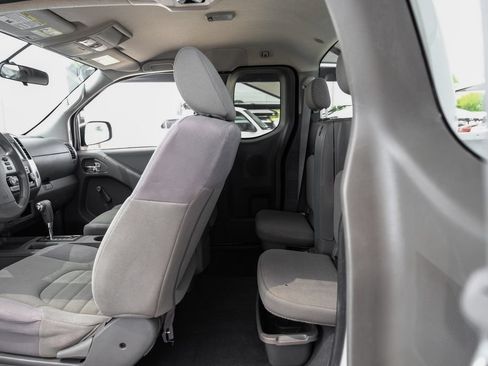 Used 2019 Nissan Frontier S RWD image 37