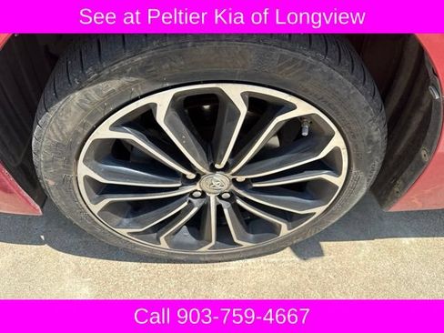 Used 2016 Toyota Corolla S Premium FWD image 12