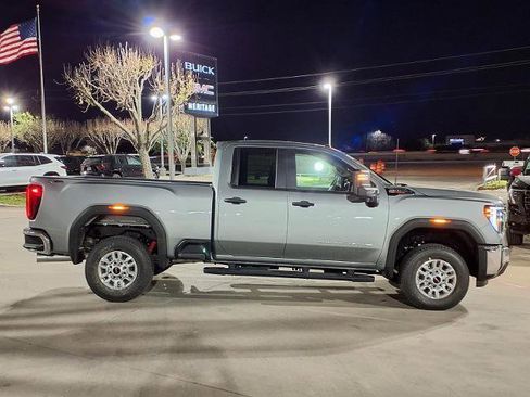 New 2026 GMC Sierra 2500 Pro w/ Convenience Package image 2