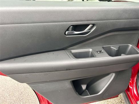 Used 2024 Nissan Pathfinder SV w/ Lighting Package (N92) image 20