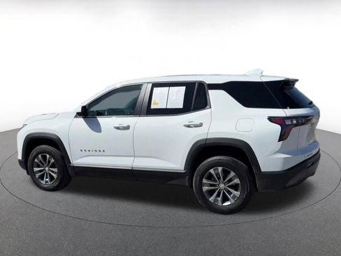 Used 2025 Chevrolet Equinox LT image 8