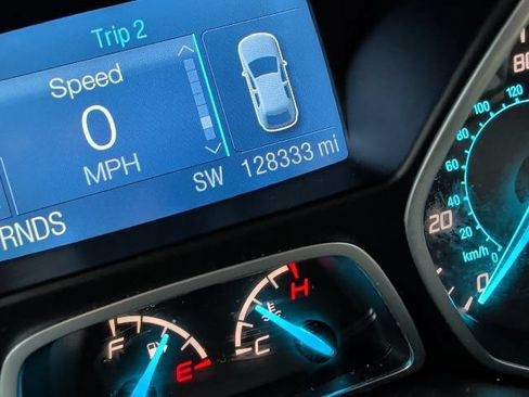 Used 2015 Ford Escape SE AWD/4WD image 7