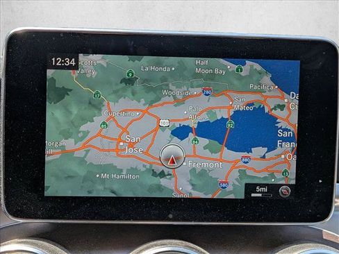 Used 2019 Mercedes-Benz GLC 350e 4MATIC image 12