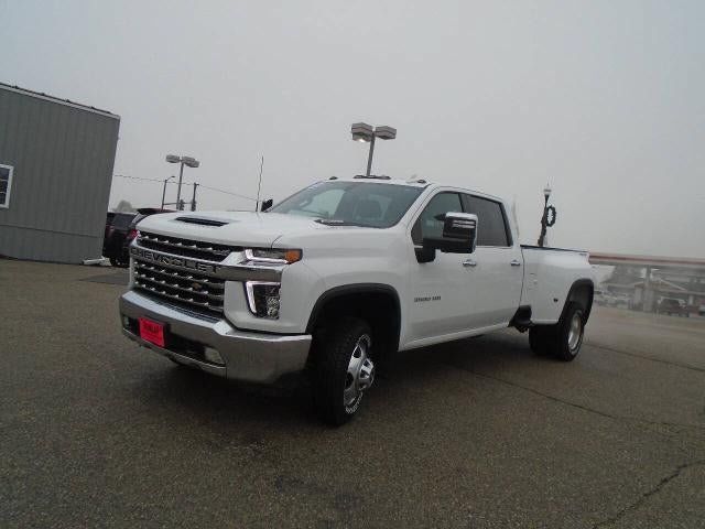 Used 2022 Chevrolet Silverado 3500 LTZ w/ LTZ Convenience Package AWD/4WD image 3
