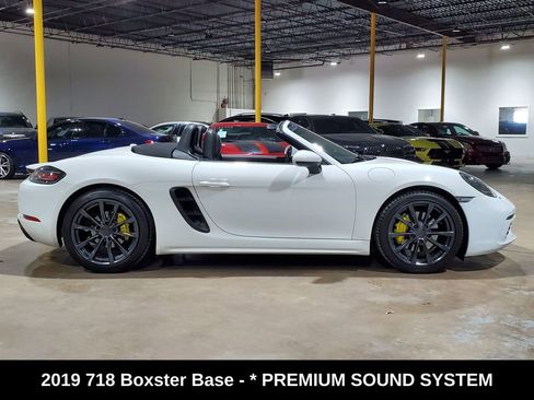 Used 2019 Porsche 718 Boxster RWD image 5