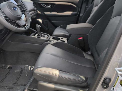 Used 2025 Subaru Forester Touring AWD/4WD image 16