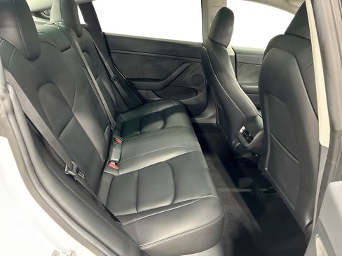 Certified 2023 Tesla Model 3 Standard Range RWD image 11