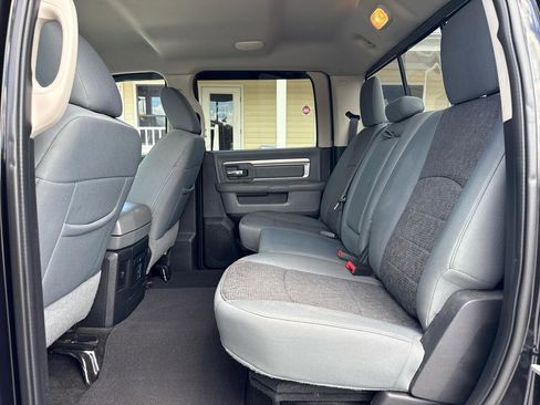 Used 2017 RAM 1500 Big Horn RWD image 20
