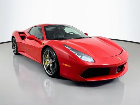 Used 2018 Ferrari 488 Spider RWD image 3