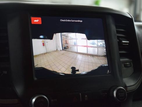 Used 2023 RAM 5500 Tradesman AWD/4WD image 38