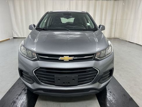 Used 2020 Chevrolet Trax LS image 3