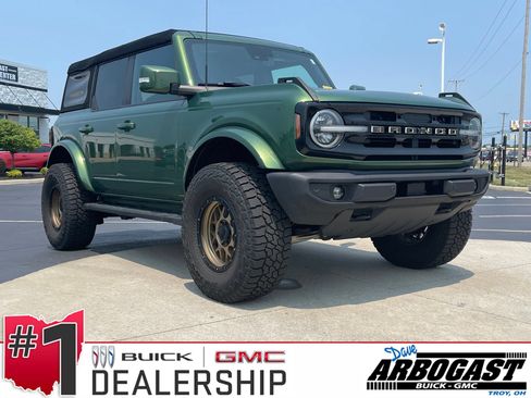 Used 2023 Ford Bronco Outer Banks AWD/4WD image 1