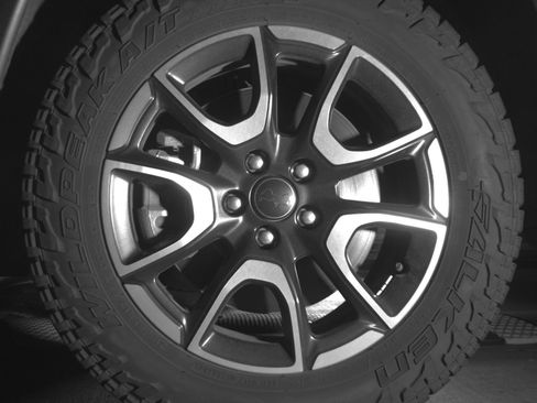 Used 2025 Jeep Compass Trailhawk AWD/4WD image 12