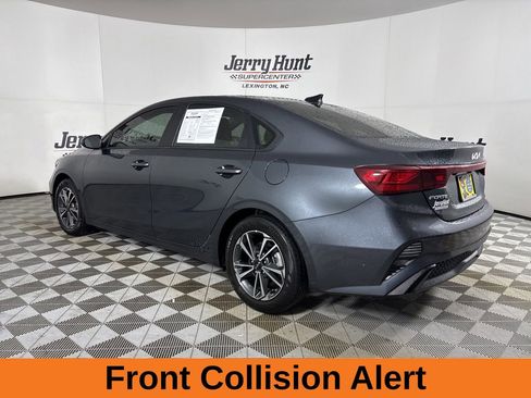 Used 2023 Kia Forte LXS image 7