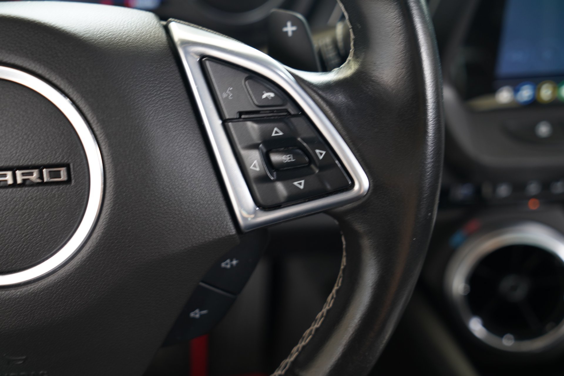 Used 2022 Chevrolet Camaro LT w/ Technology Package RWD image 14