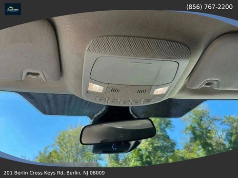 Used 2021 Ford Edge SE image 36