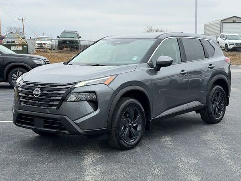 New 2026 Nissan Rogue SV w/ Cold Weather Package FWD image 8