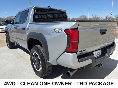 Used 2024 Toyota Tacoma TRD Off-Road AWD/4WD image 4