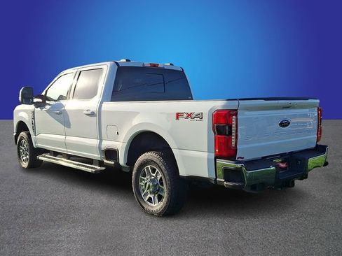Used 2024 Ford F250 Lariat w/ FX4 Off-Road Package AWD/4WD image 5