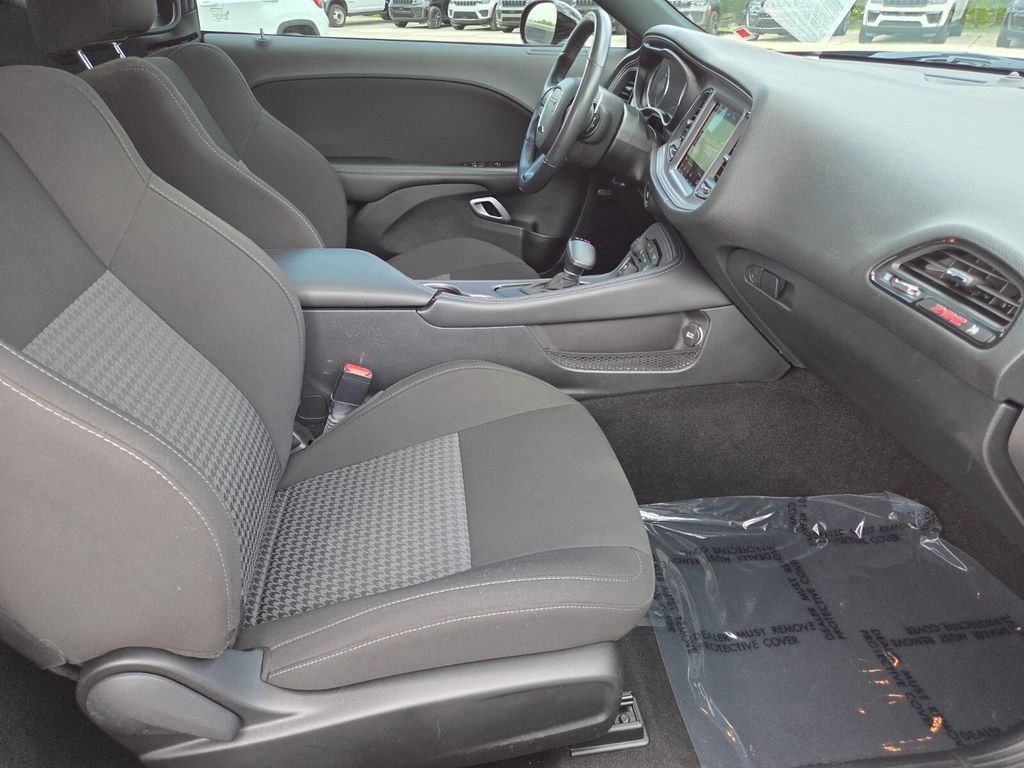 Used 2023 Dodge Challenger R/T Scat Pack RWD image 15