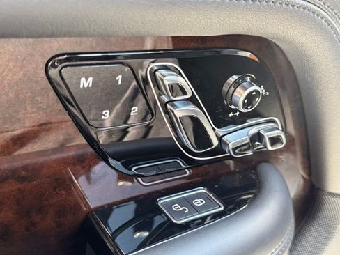 Used 2019 Land Rover Range Rover Supercharged image 12