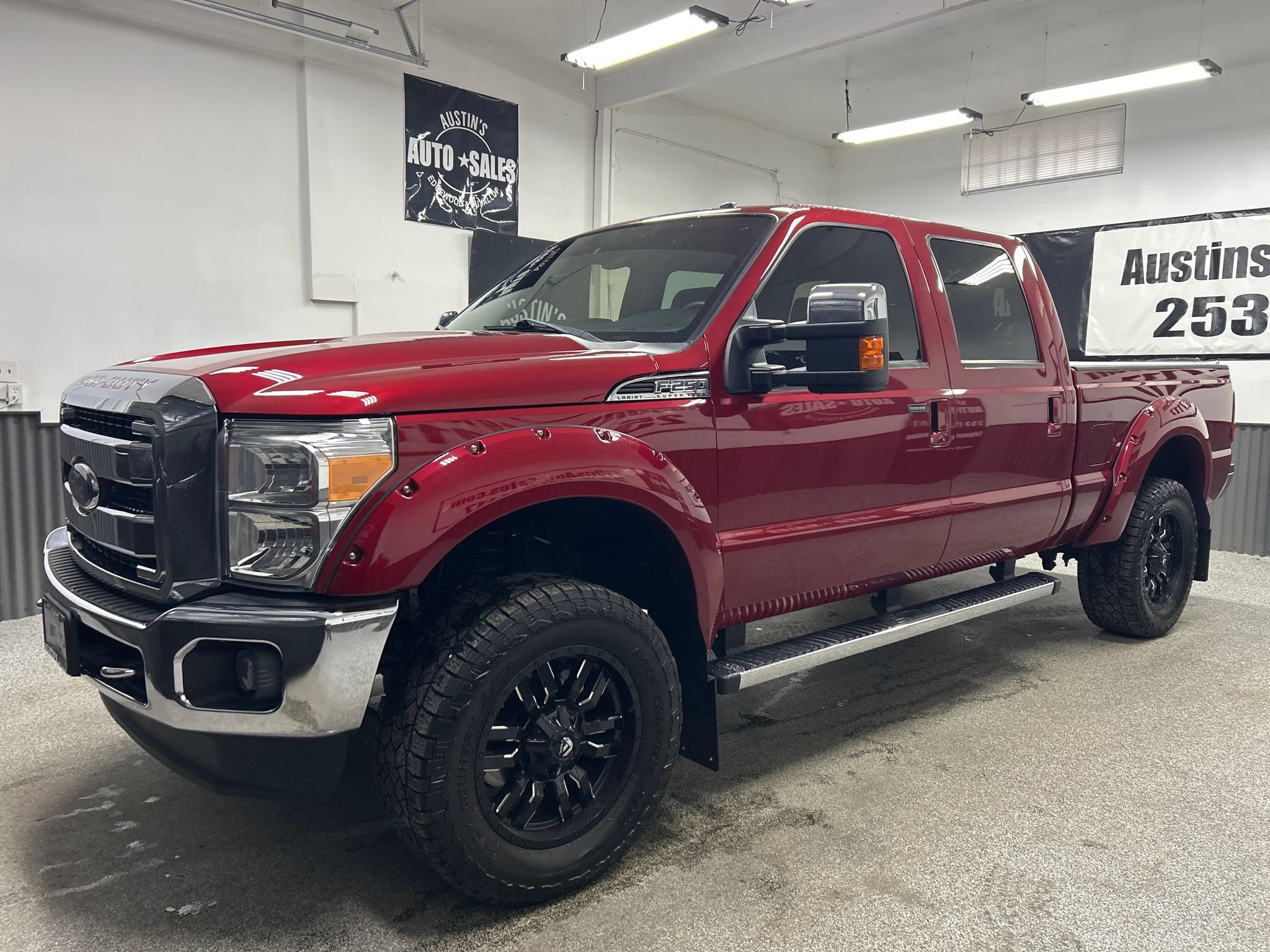 Used 2016 Ford F250 Lariat w/ Chrome Package AWD/4WD image 3