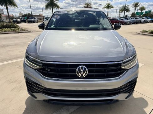 Used 2022 Volkswagen Tiguan SE R-Line image 15