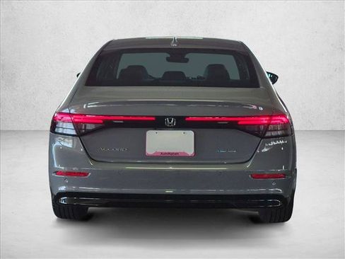 Used 2024 Honda Accord EX-L image 7