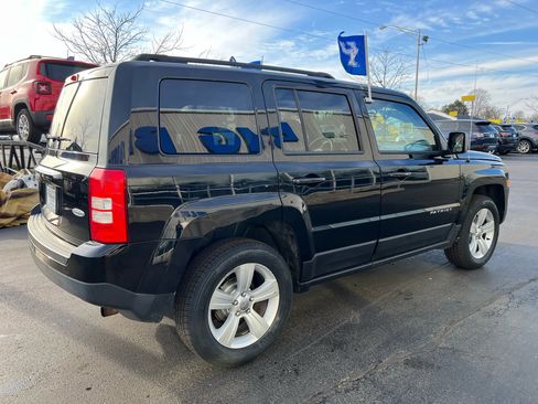Used 2017 Jeep Patriot Latitude image 6