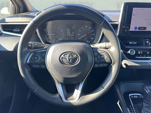 Used 2025 Toyota Corolla SE image 12